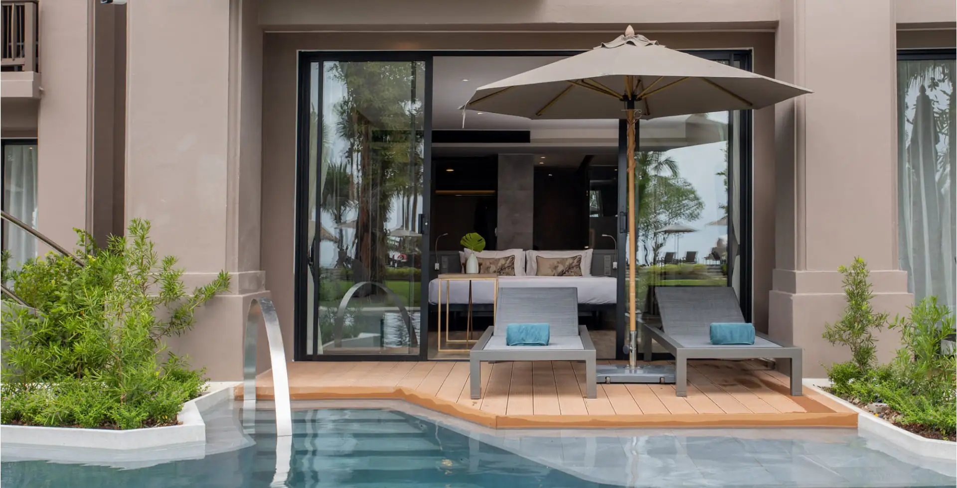 Seaside Pool Access – Zimmeransicht